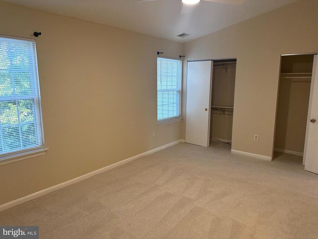 18 HUNTERS GATE CT, Silver Spring, MD 20904