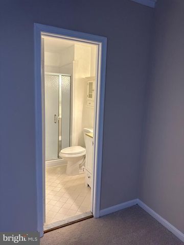 18 HUNTERS GATE CT, Silver Spring, MD 20904