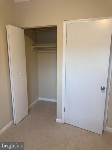 18 HUNTERS GATE CT, Silver Spring, MD 20904