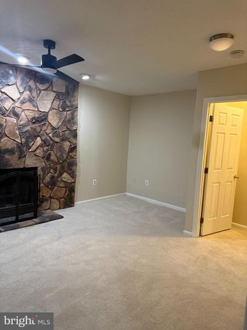 18 HUNTERS GATE CT, Silver Spring, MD 20904