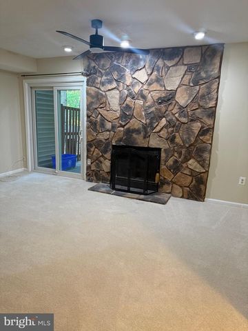 18 HUNTERS GATE CT, Silver Spring, MD 20904