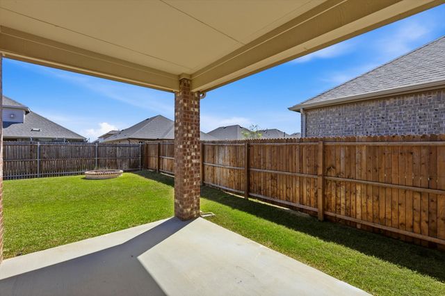 3100 Denver Avenue, Aubrey, TX 76227