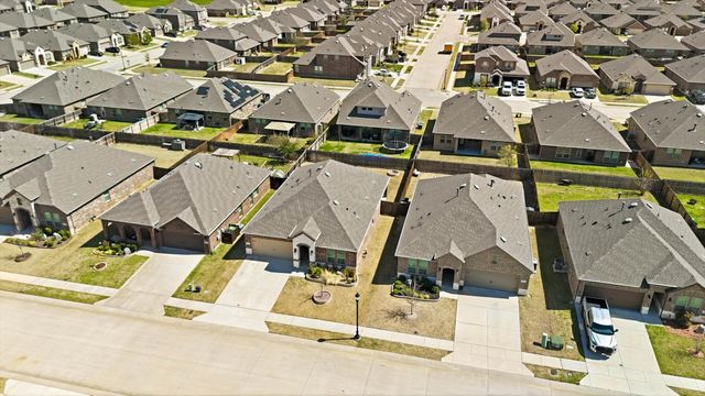 3100 Denver Avenue, Aubrey, TX 76227