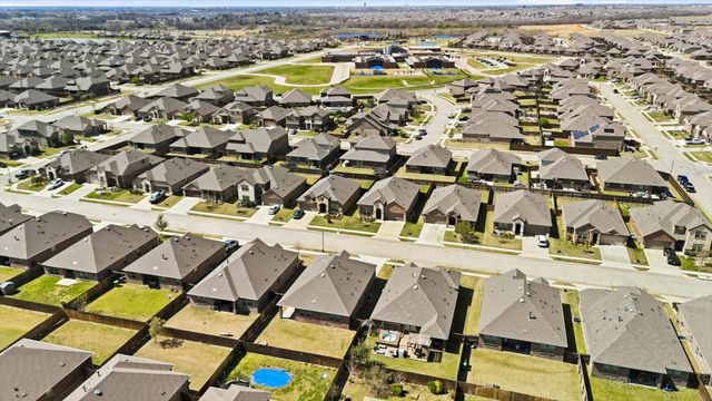 3100 Denver Avenue, Aubrey, TX 76227