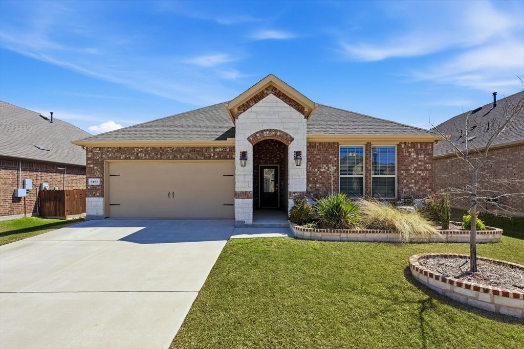 3100 Denver Avenue, Aubrey, TX 76227