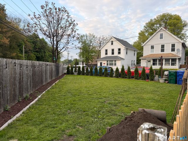 3 Alfred Court, Stratford, CT 06615