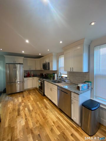3 Alfred Court, Stratford, CT 06615