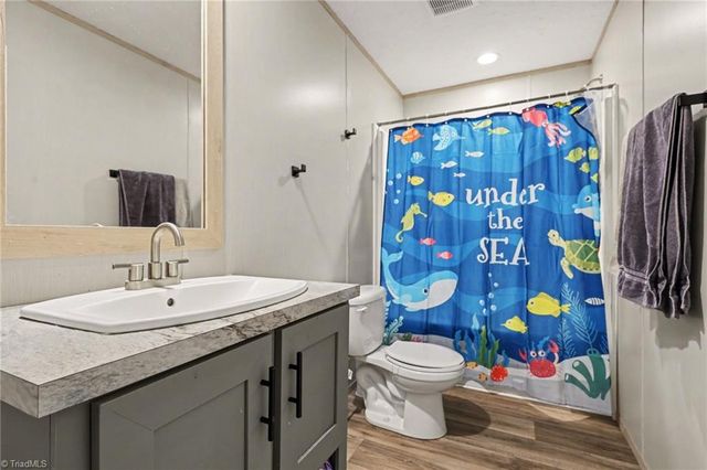 1385 Foxburrow Road, Asheboro, NC 27205