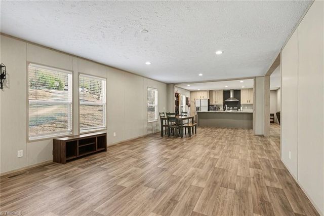 1385 Foxburrow Road, Asheboro, NC 27205