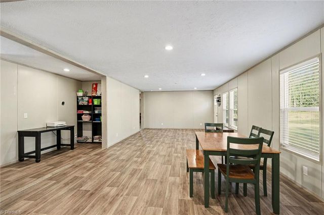 1385 Foxburrow Road, Asheboro, NC 27205