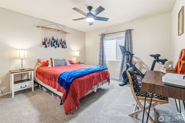 1227 Baker Heights Loop, Bremerton, WA 98312