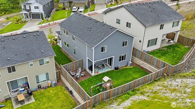 1227 Baker Heights Loop, Bremerton, WA 98312