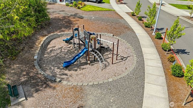 1227 Baker Heights Loop, Bremerton, WA 98312