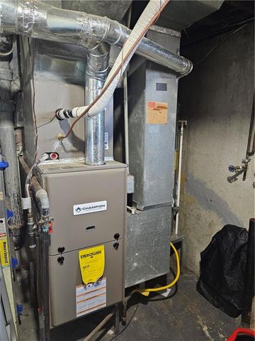 8212 NE 51st Street, Kansas City, MO 64119