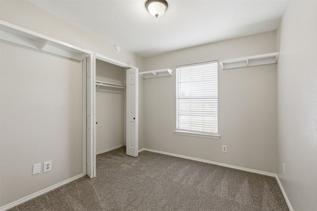 6640 Inwood Drive, Watauga, TX 76148