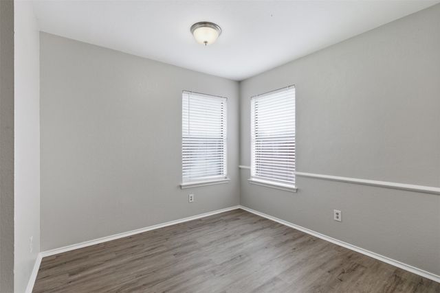 6640 Inwood Drive, Watauga, TX 76148