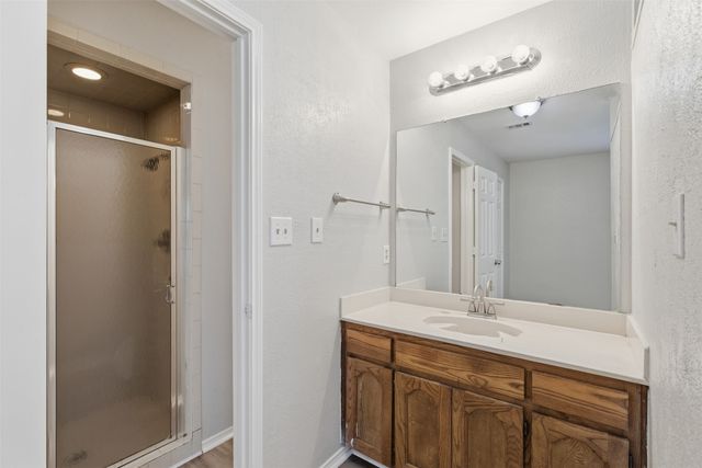 6640 Inwood Drive, Watauga, TX 76148