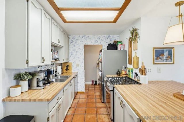 9517 Bray Avenue, Spring Valley, CA 91977