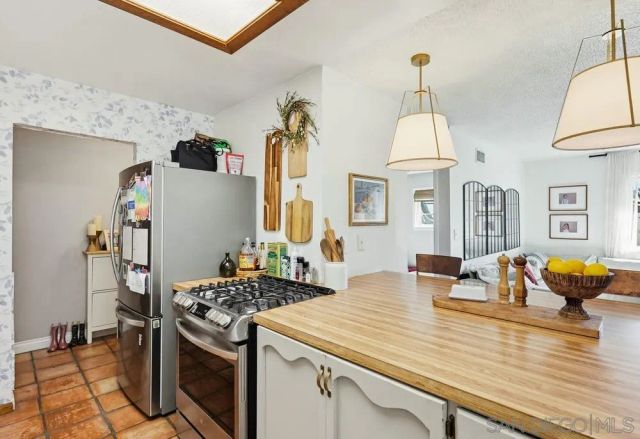 9517 Bray Avenue, Spring Valley, CA 91977