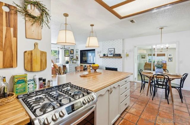 9517 Bray Avenue, Spring Valley, CA 91977