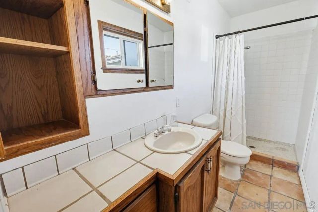 9517 Bray Avenue, Spring Valley, CA 91977