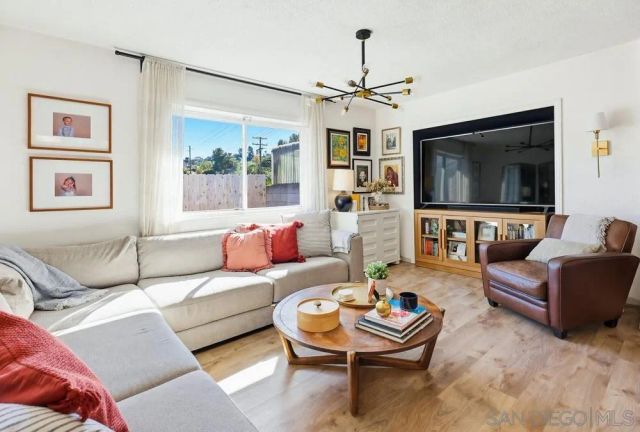 9517 Bray Avenue, Spring Valley, CA 91977