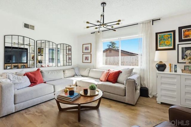 9517 Bray Avenue, Spring Valley, CA 91977