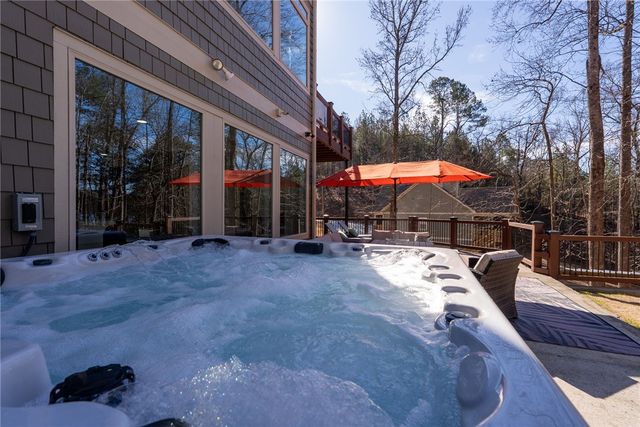 505 Northview Court, Fair Play, SC 29643