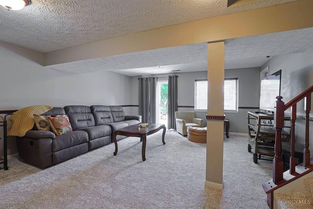 962 Evergreen Park Lane, Lebanon, OH 45036