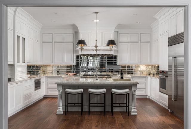 110 Woodmont Blvd N601, Nashville, TN 37205