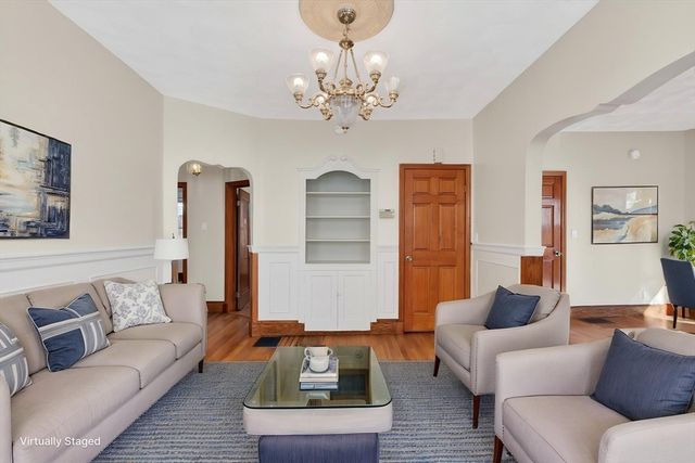 27 Larchmont St, Boston, MA 02124