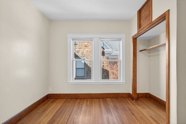 27 Larchmont St, Boston, MA 02124