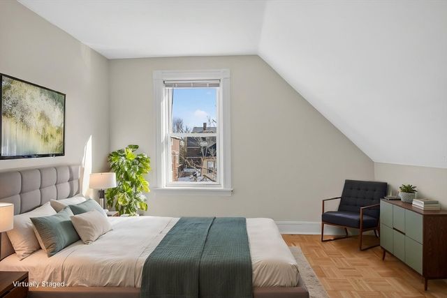 27 Larchmont St, Boston, MA 02124