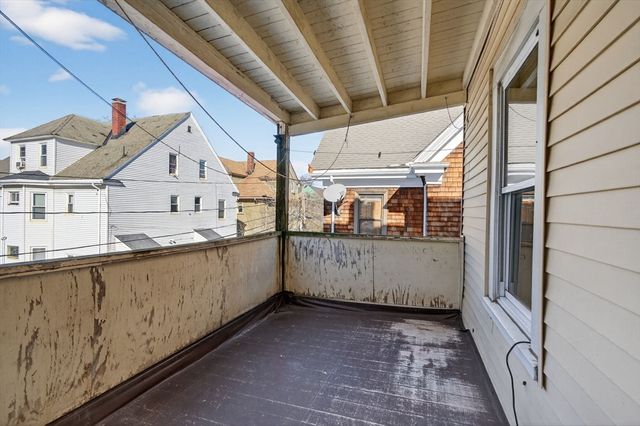 27 Larchmont St, Boston, MA 02124