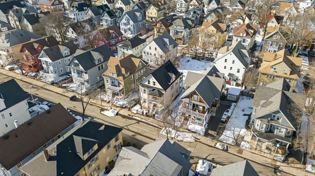 27 Larchmont St, Boston, MA 02124