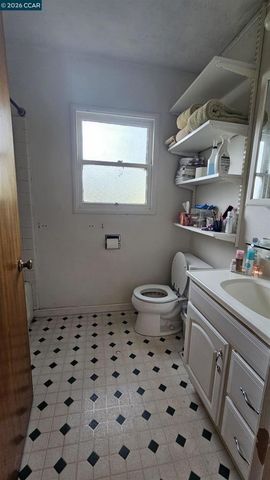 7839 7839 Eureka Ave, El Cerrito, CA 94530