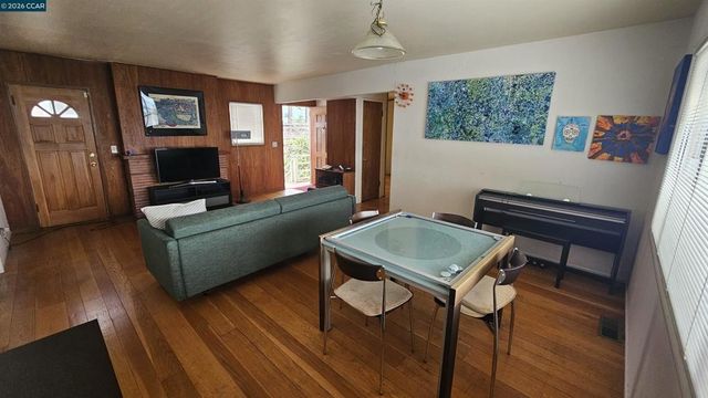 7839 7839 Eureka Ave, El Cerrito, CA 94530