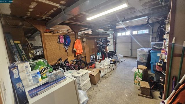 7839 7839 Eureka Ave, El Cerrito, CA 94530