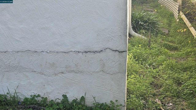 7839 7839 Eureka Ave, El Cerrito, CA 94530