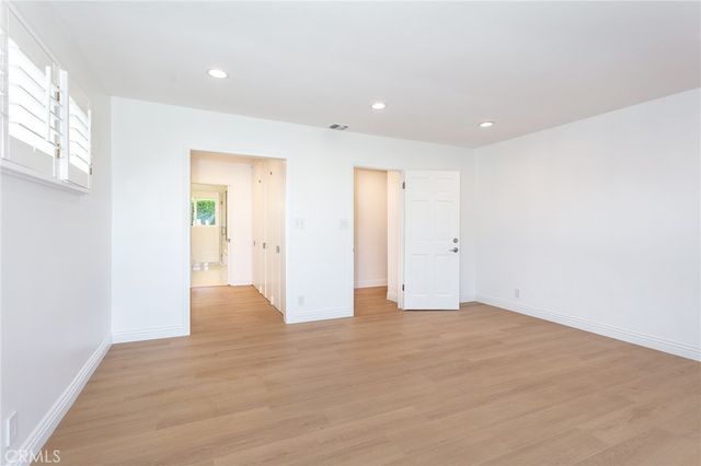 16973 Strawberry, Encino, CA 91436