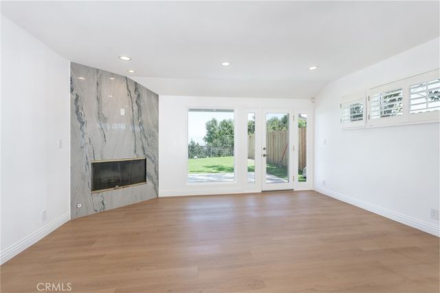 16973 Strawberry, Encino, CA 91436