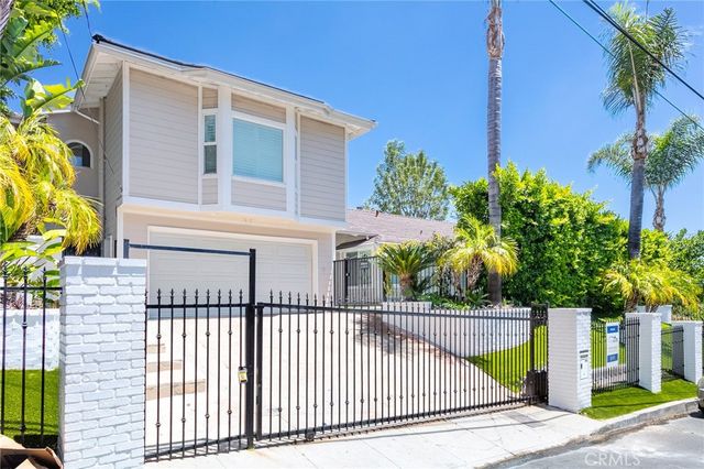 16973 Strawberry, Encino, CA 91436
