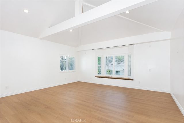 16973 Strawberry, Encino, CA 91436
