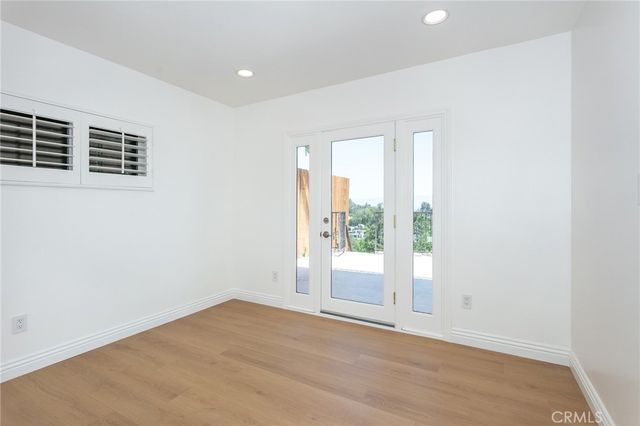 16973 Strawberry, Encino, CA 91436