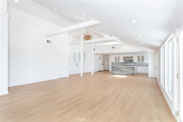 16973 Strawberry, Encino, CA 91436