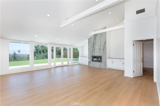 16973 Strawberry, Encino, CA 91436