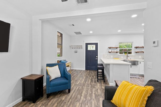 412 Waco Ave, League City, TX 77573