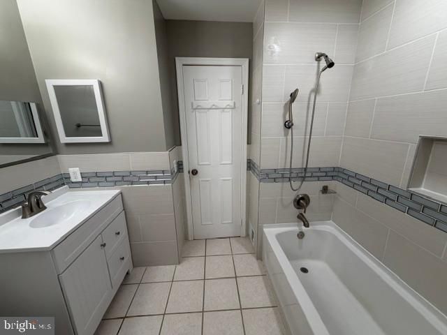 6007 WESTBOURNE PL, Centreville, VA 20120