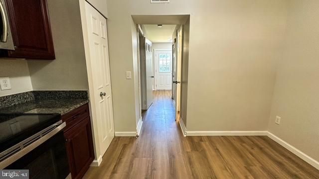 6007 WESTBOURNE PL, Centreville, VA 20120