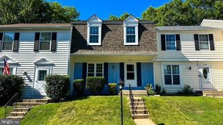 6007 WESTBOURNE PL, Centreville, VA 20120
